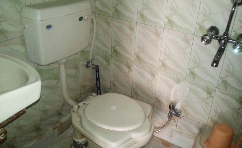 בהופאל Oyo 27711 Hotel Evergreen Residency מראה חיצוני תמונה